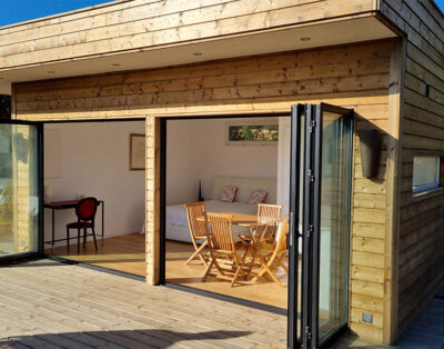 Bungalow contemporain (en bois) sur l’Ile du Levant
