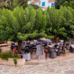 Minimum.Place-du-village-©-Guy-Thouvignon